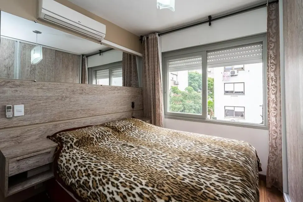 Foto 9 de Apartamento com 1 quarto à venda, 44m2 em Santana, Porto Alegre - RS