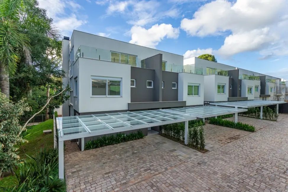 Foto 1 de Casa de Condomínio com 3 quartos à venda, 449m2 em Pedra Redonda, Porto Alegre - RS