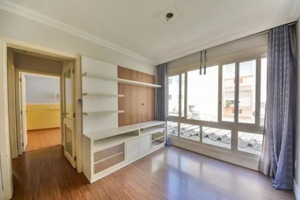 Foto 1 de Apartamento com 2 quartos à venda, 75m2 em Rio Branco, Porto Alegre - RS