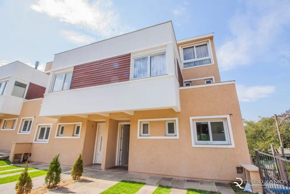 Foto 3 de Casa de Condomínio com 3 quartos à venda, 257m2 em Morro Santana, Porto Alegre - RS