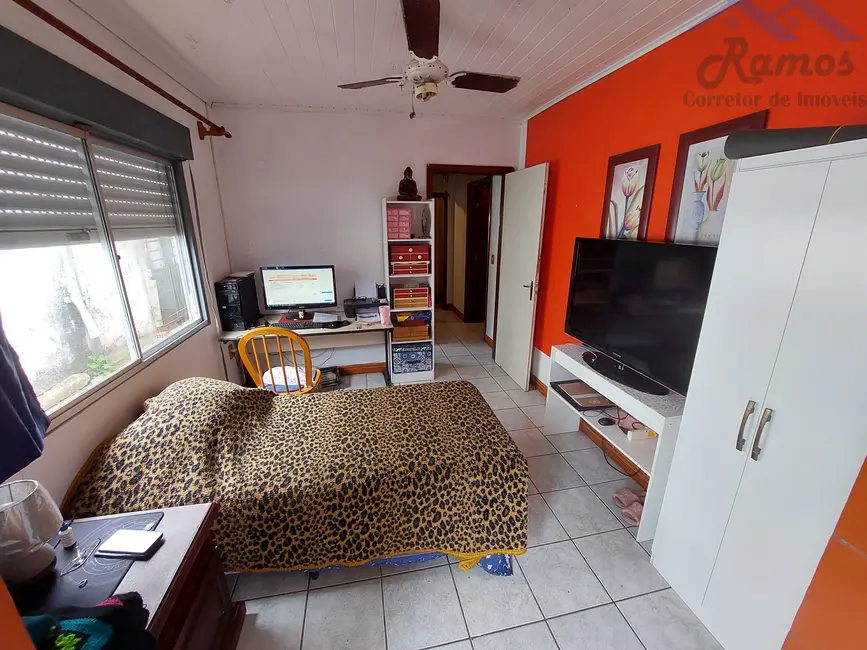 Foto 1 de Casa com 2 quartos à venda, 100m2 em Camaquã, Porto Alegre - RS