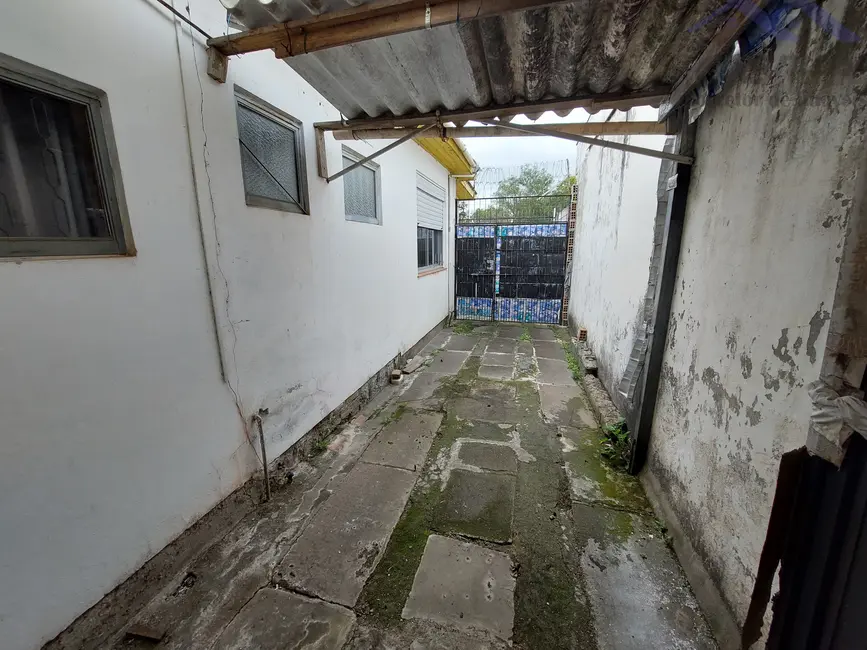 Casa com 2 quartos à venda, 100m2 em Camaquã, Porto Alegre - RS - imagem 8 Foto 8 de Casa com 2 quartos à venda, 100m2 em Camaquã, Porto Alegre - RS