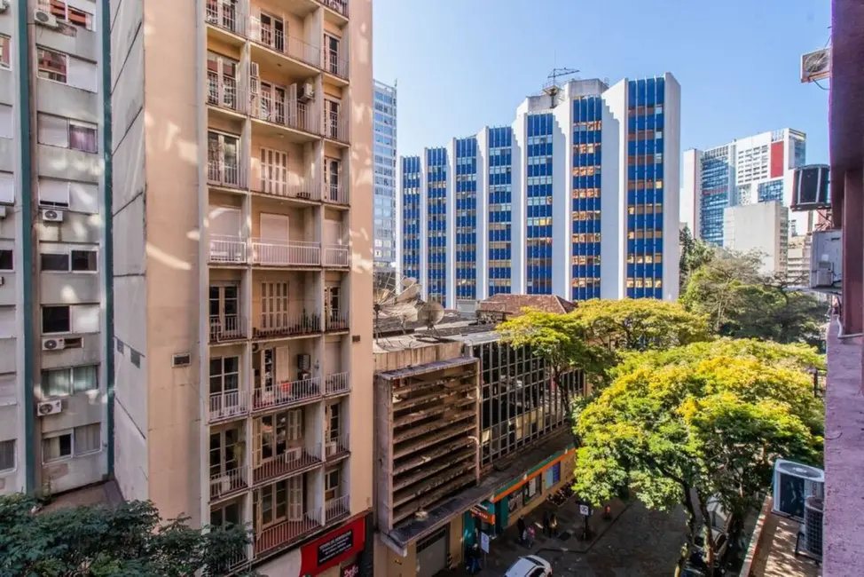 Apartamento com 1 quarto à venda, 48m2 em Centro Histórico, Porto Alegre - RS - imagem 9 Foto 9 de Apartamento com 1 quarto à venda, 48m2 em Centro Histórico, Porto Alegre - RS