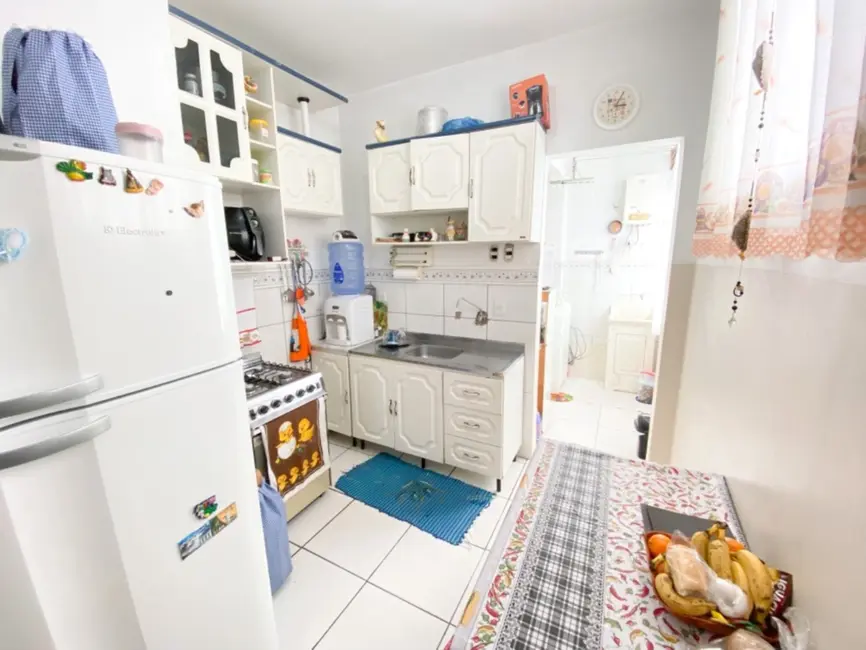 Foto 4 de Apartamento com 2 quartos à venda, 55m2 em Passo da Areia, Porto Alegre - RS