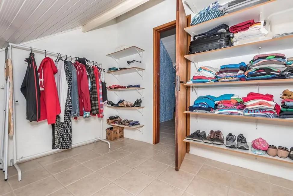 Casa de Condomínio com 3 quartos à venda, 73m2 em Teresópolis, Porto Alegre - RS - imagem 5 Foto 5 de Casa de Condomínio com 3 quartos à venda, 73m2 em Teresópolis, Porto Alegre - RS