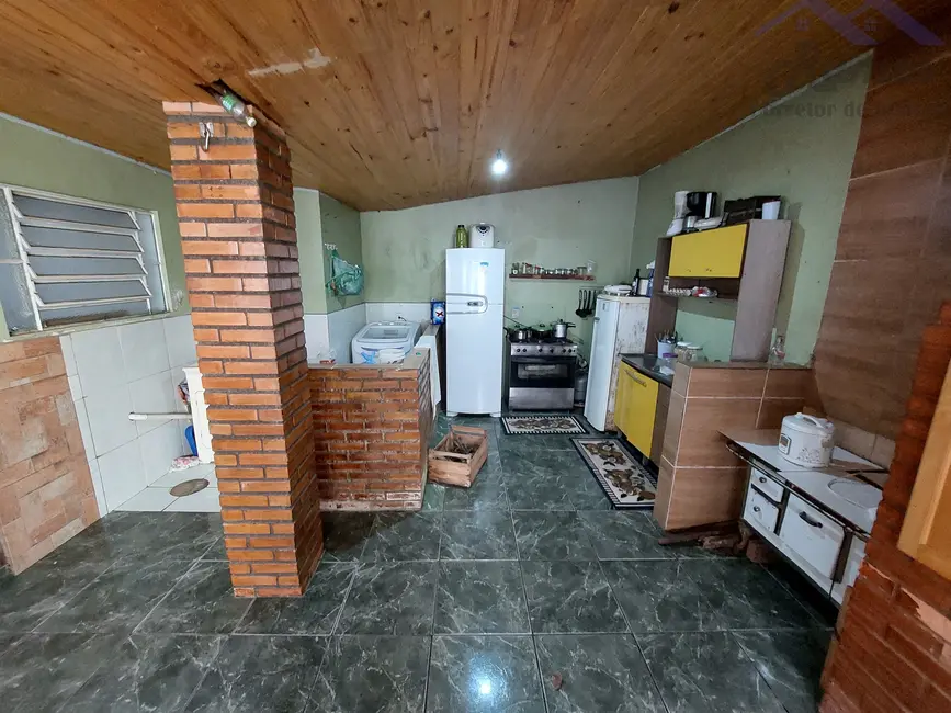 Casa com 2 quartos à venda, 150m2 em Restinga, Porto Alegre - RS - imagem 7 Foto 7 de Casa com 2 quartos à venda, 150m2 em Restinga, Porto Alegre - RS