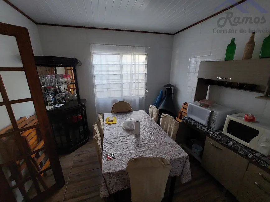 Casa com 2 quartos à venda, 150m2 em Restinga, Porto Alegre - RS - imagem 6 Foto 6 de Casa com 2 quartos à venda, 150m2 em Restinga, Porto Alegre - RS