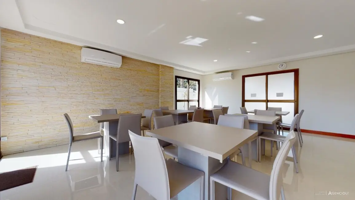 Foto 2 de Apartamento com 3 quartos à venda, 77m2 em Camaquã, Porto Alegre - RS