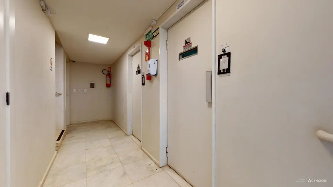 Apartamento com 2 quartos à venda, 74m2 em Menino Deus, Porto Alegre - RS - imagem 7 Foto 7 de Apartamento com 2 quartos à venda, 74m2 em Menino Deus, Porto Alegre - RS