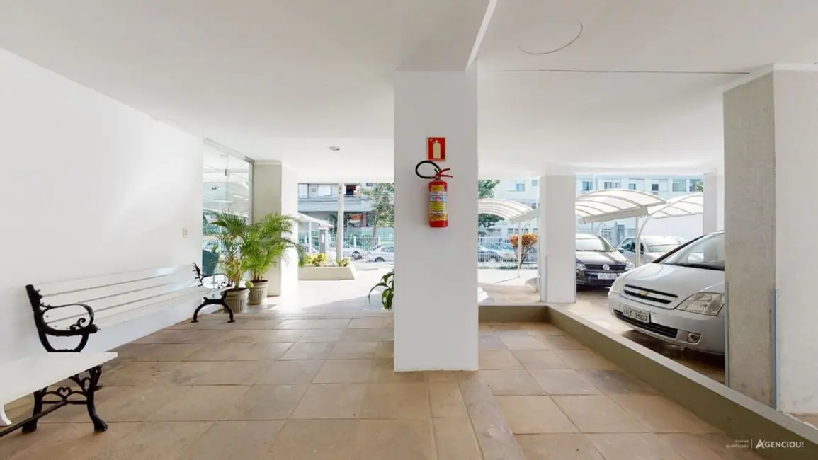 Apartamento com 2 quartos à venda, 74m2 em Menino Deus, Porto Alegre - RS - imagem 4 Foto 4 de Apartamento com 2 quartos à venda, 74m2 em Menino Deus, Porto Alegre - RS