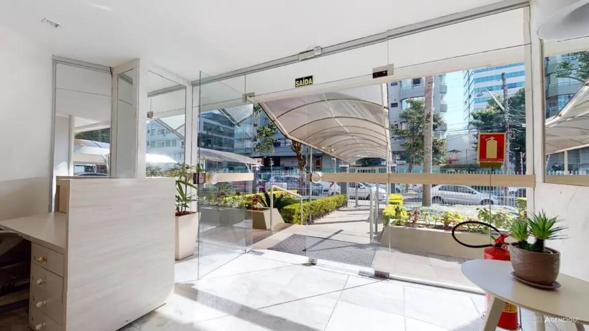 Apartamento com 2 quartos à venda, 74m2 em Menino Deus, Porto Alegre - RS - imagem 6 Foto 6 de Apartamento com 2 quartos à venda, 74m2 em Menino Deus, Porto Alegre - RS