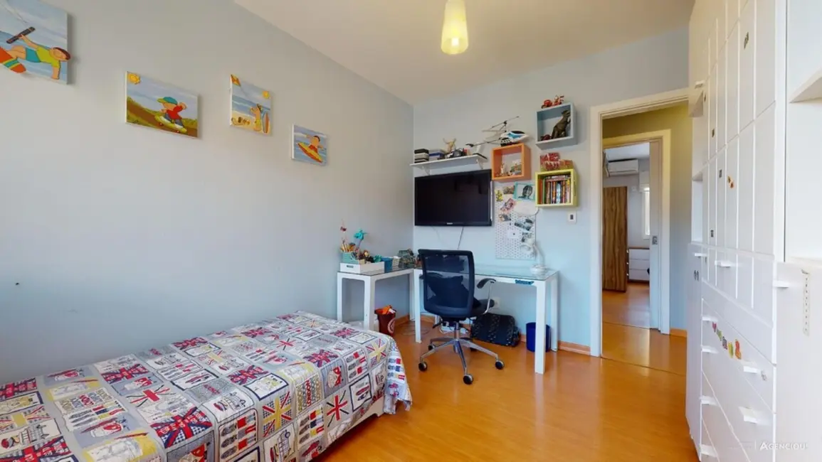 Casa com 3 quartos à venda, 134m2 em Nonoai, Porto Alegre - RS - imagem 4 Foto 4 de Casa com 3 quartos à venda, 134m2 em Nonoai, Porto Alegre - RS