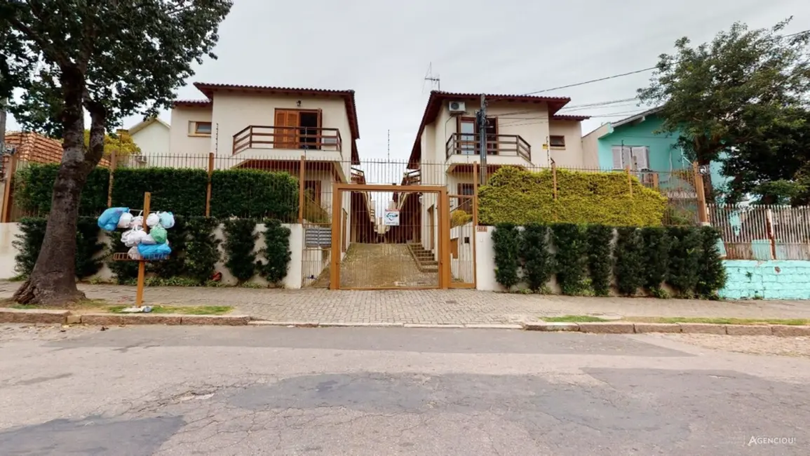 Foto 1 de Casa de Condomínio com 3 quartos à venda, 190m2 em Camaquã, Porto Alegre - RS