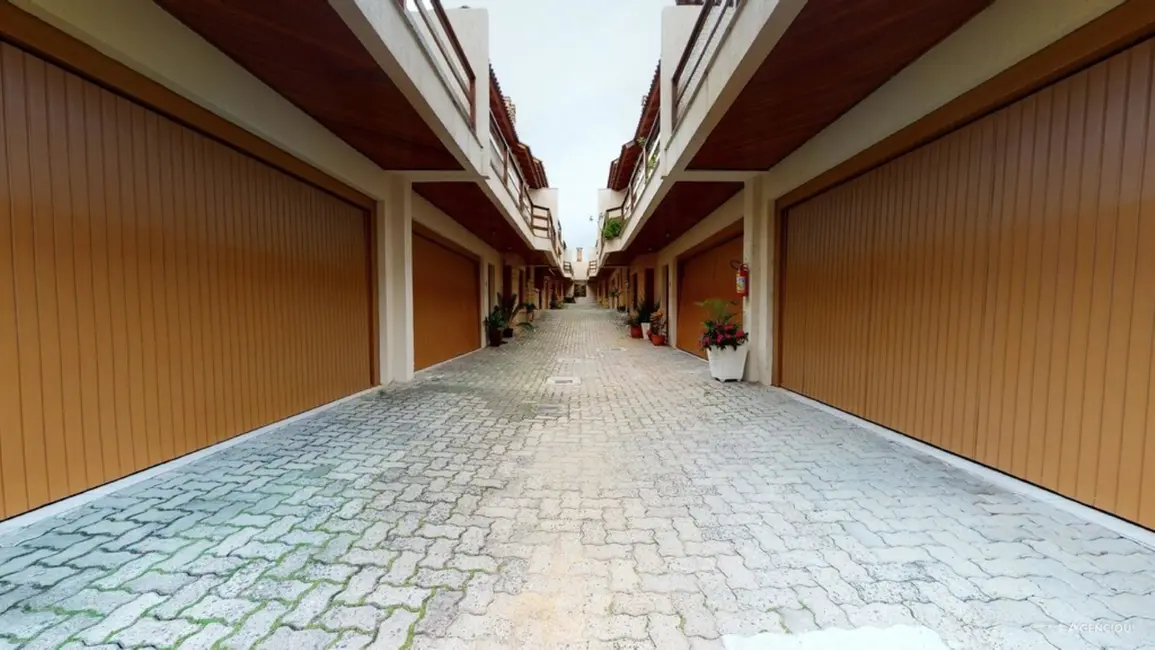 Casa de Condomínio com 3 quartos à venda, 190m2 em Camaquã, Porto Alegre - RS - imagem 9 Foto 9 de Casa de Condomínio com 3 quartos à venda, 190m2 em Camaquã, Porto Alegre - RS