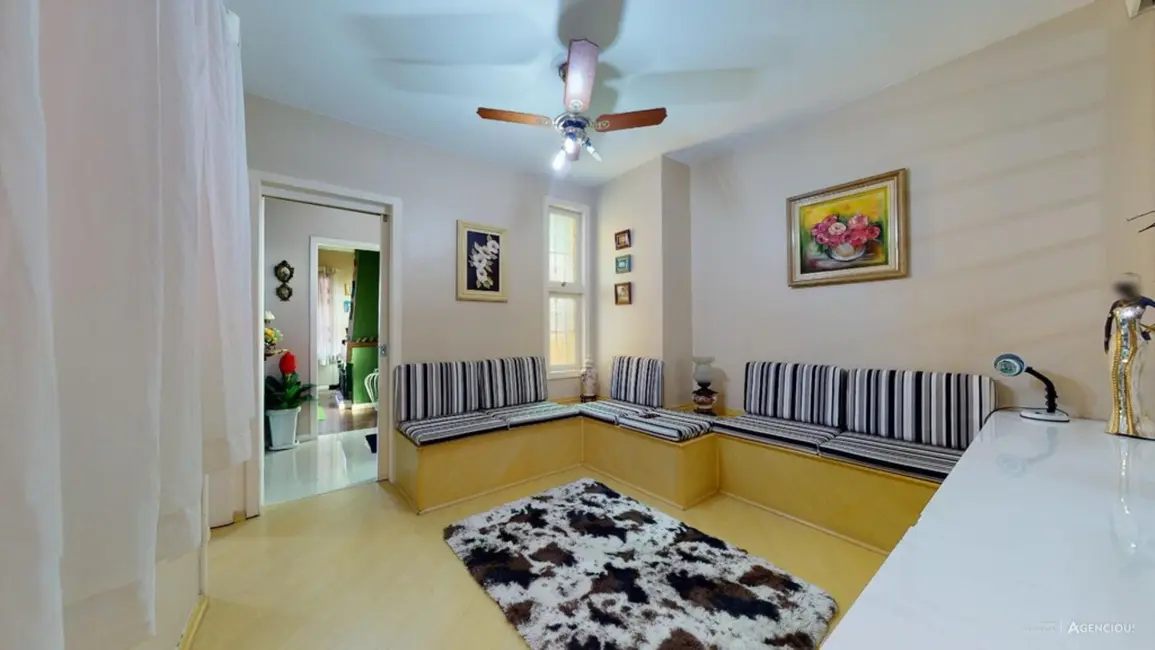 Apartamento com 3 quartos à venda, 244m2 em Glória, Porto Alegre - RS - imagem 9 Foto 9 de Apartamento com 3 quartos à venda, 244m2 em Glória, Porto Alegre - RS