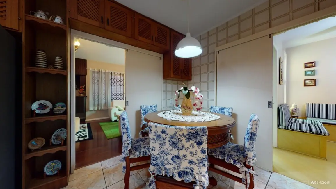 Apartamento com 3 quartos à venda, 244m2 em Glória, Porto Alegre - RS - imagem 7 Foto 7 de Apartamento com 3 quartos à venda, 244m2 em Glória, Porto Alegre - RS