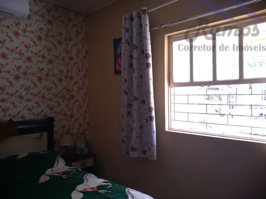 Foto 4 de Casa com 2 quartos à venda, 100m2 em Partenon, Porto Alegre - RS