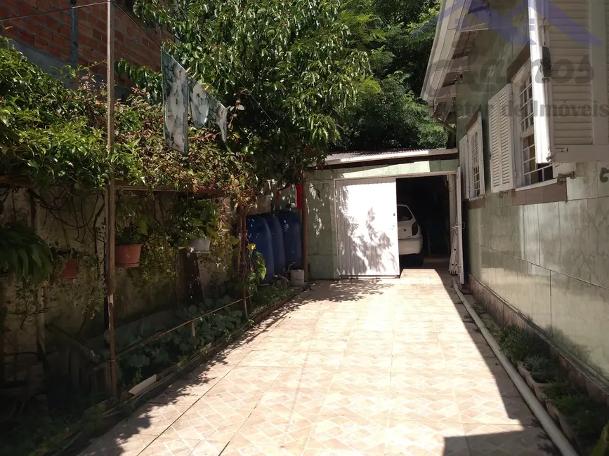 Foto 2 de Casa com 2 quartos à venda, 100m2 em Partenon, Porto Alegre - RS