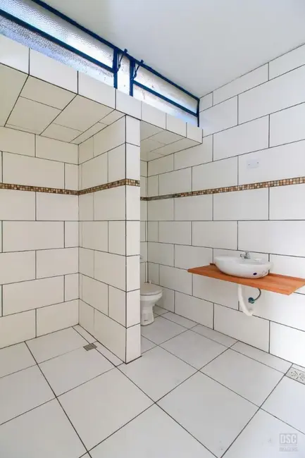 Casa com 3 quartos à venda, 260m2 em Ipanema, Porto Alegre - RS - imagem 3 Foto 3 de Casa com 3 quartos à venda, 260m2 em Ipanema, Porto Alegre - RS