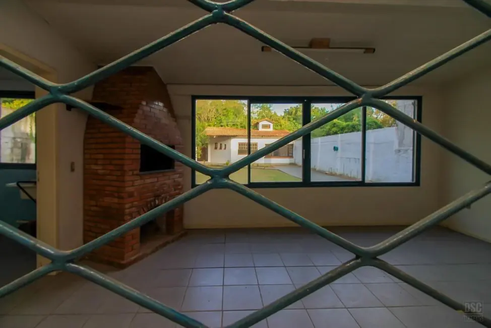 Casa com 3 quartos à venda, 260m2 em Ipanema, Porto Alegre - RS - imagem 5 Foto 5 de Casa com 3 quartos à venda, 260m2 em Ipanema, Porto Alegre - RS