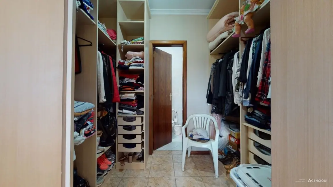 Casa com 3 quartos à venda, 143m2 em Espírito Santo, Porto Alegre - RS - imagem 5 Foto 5 de Casa com 3 quartos à venda, 143m2 em Espírito Santo, Porto Alegre - RS