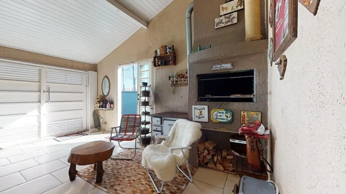 Casa com 4 quartos à venda, 109m2 em Campo Novo, Porto Alegre - RS - imagem 4 Foto 4 de Casa com 4 quartos à venda, 109m2 em Campo Novo, Porto Alegre - RS