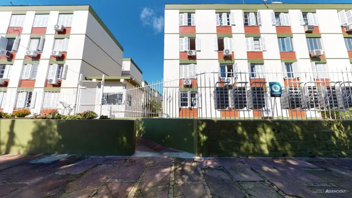 Apartamento com 3 quartos à venda, 80m2 em Medianeira, Porto Alegre - RS - imagem 1 Foto 1 de Apartamento com 3 quartos à venda, 80m2 em Medianeira, Porto Alegre - RS