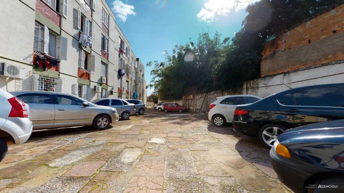 Apartamento com 3 quartos à venda, 80m2 em Medianeira, Porto Alegre - RS - imagem 4 Foto 4 de Apartamento com 3 quartos à venda, 80m2 em Medianeira, Porto Alegre - RS