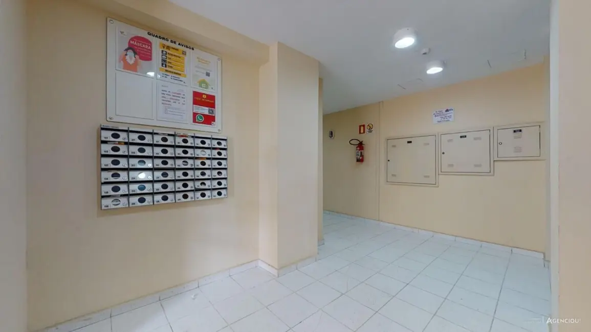 Foto 3 de Apartamento com 2 quartos à venda, 47m2 em Ipanema, Porto Alegre - RS