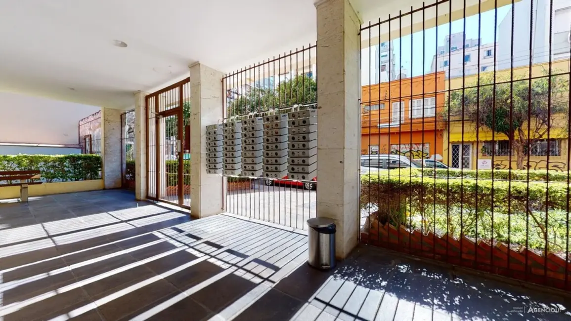 Apartamento com 1 quarto à venda, 38m2 em Centro Histórico, Porto Alegre - RS - imagem 6 Foto 6 de Apartamento com 1 quarto à venda, 38m2 em Centro Histórico, Porto Alegre - RS
