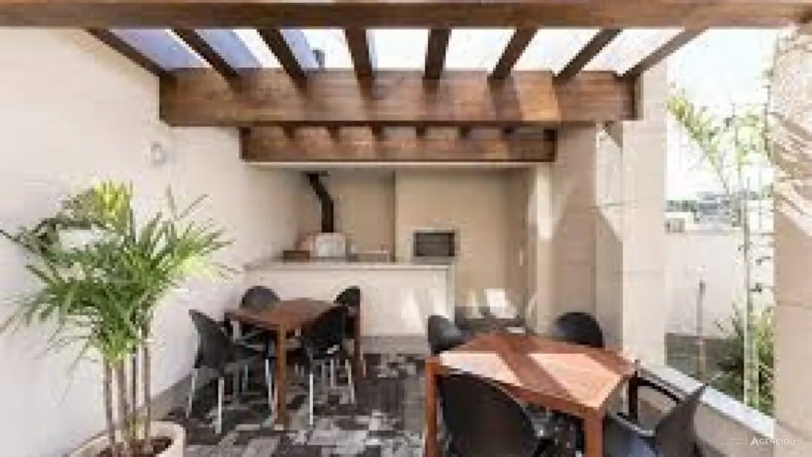 Foto 3 de Apartamento com 2 quartos à venda, 56m2 em Cavalhada, Porto Alegre - RS