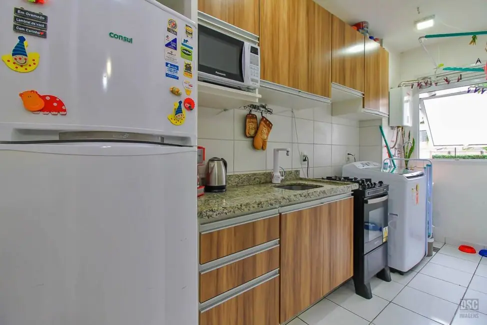 Foto 2 de Apartamento com 1 quarto à venda, 40m2 em Cavalhada, Porto Alegre - RS