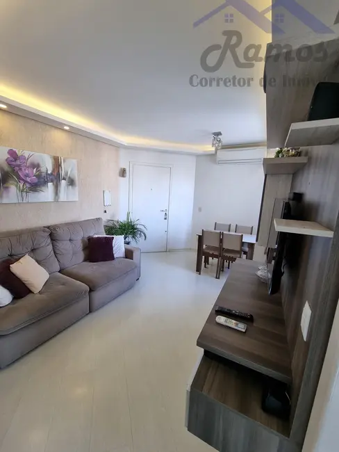 Apartamento com 2 quartos à venda, 65m2 em Teresópolis, Porto Alegre - RS - imagem 3 Foto 3 de Apartamento com 2 quartos à venda, 65m2 em Teresópolis, Porto Alegre - RS