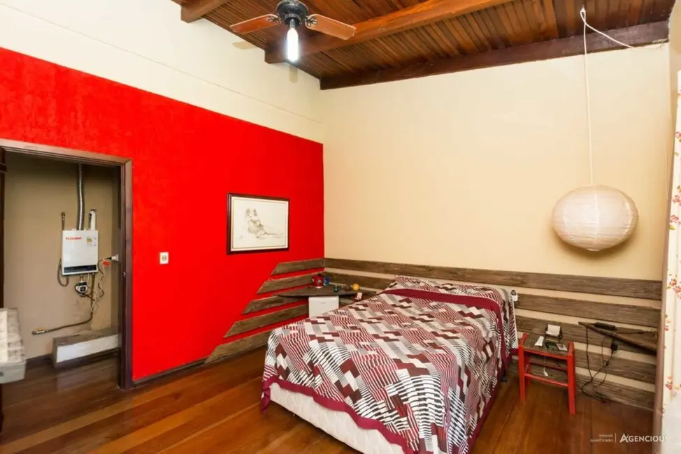 Foto 2 de Casa com 3 quartos à venda, 400m2 em Campo Novo, Porto Alegre - RS