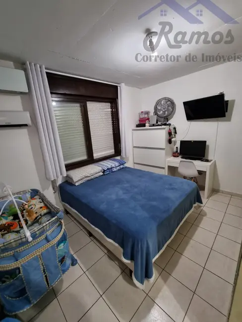 Foto 6 de Apartamento com 2 quartos à venda, 54m2 em Cavalhada, Porto Alegre - RS