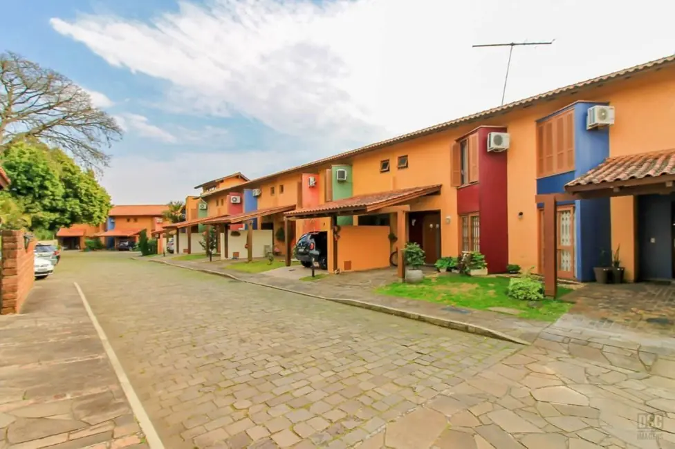 Casa com 3 quartos à venda, 117m2 em Ipanema, Porto Alegre - RS - imagem 4 Foto 4 de Casa com 3 quartos à venda, 117m2 em Ipanema, Porto Alegre - RS