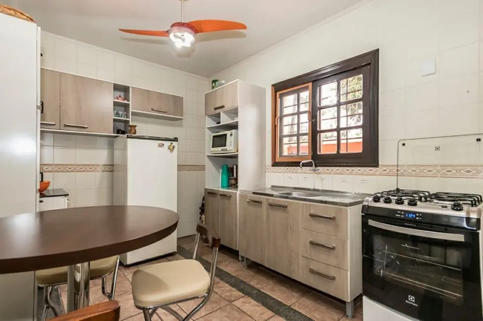 Foto 7 de Casa de Condomínio com 3 quartos à venda, 120m2 em Cavalhada, Porto Alegre - RS