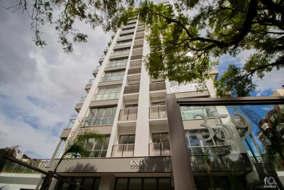 Apartamento com 3 quartos à venda, 106m2 em Menino Deus, Porto Alegre - RS - imagem 2 Foto 2 de Apartamento com 3 quartos à venda, 106m2 em Menino Deus, Porto Alegre - RS