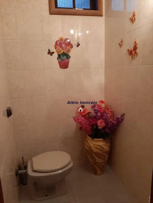 Foto 7 de Casa com 5 quartos à venda, 360m2 em Piratininga, Niteroi - RJ