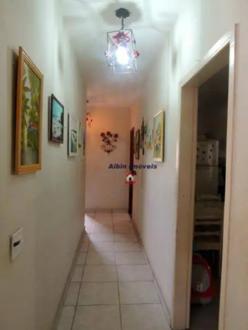 Foto 6 de Casa com 5 quartos à venda, 360m2 em Piratininga, Niteroi - RJ