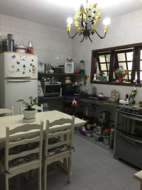 Foto 4 de Casa com 5 quartos à venda, 360m2 em Piratininga, Niteroi - RJ