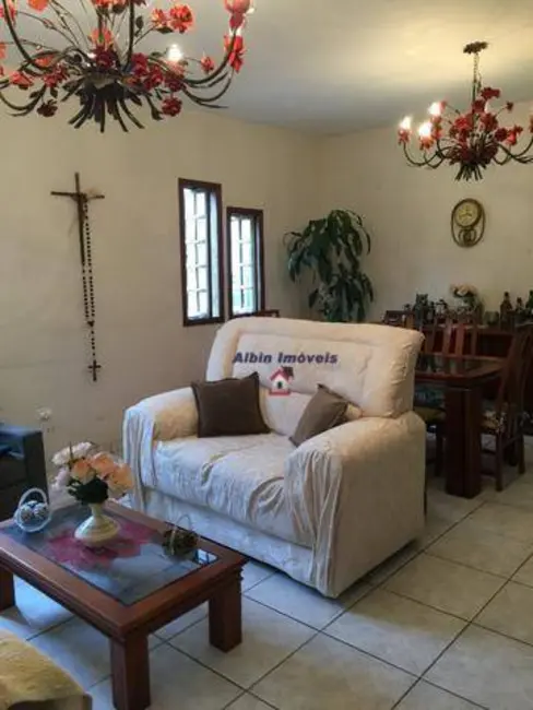 Foto 3 de Casa com 5 quartos à venda, 360m2 em Piratininga, Niteroi - RJ