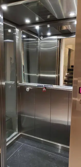 Foto 4 de Casa com 4 quartos à venda, 360m2 em Camboinhas, Niteroi - RJ