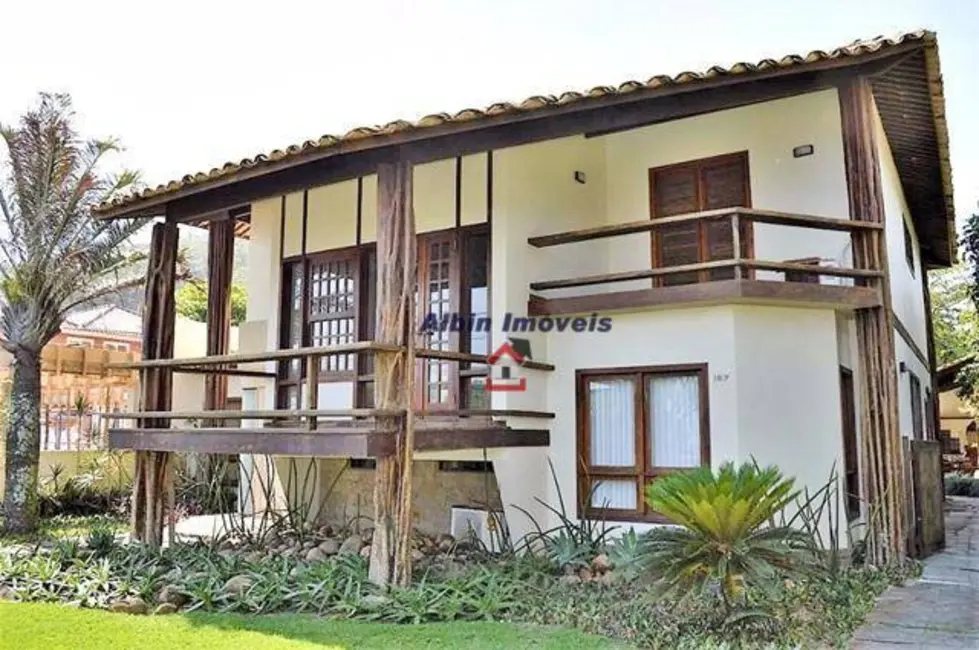 Foto 1 de Casa com 4 quartos à venda, 900m2 em Itacoatiara, Niteroi - RJ