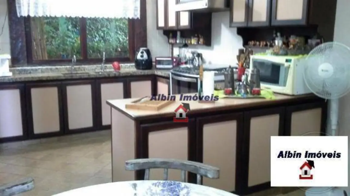 Foto 9 de Casa de Condomínio com 4 quartos à venda, 580m2 em Piratininga, Niteroi - RJ