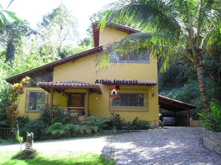 Foto 1 de Casa com 3 quartos à venda, 2000m2 em Serra Grande, Niteroi - RJ