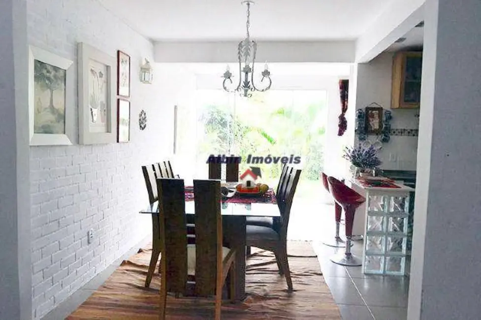 Foto 5 de Casa com 3 quartos à venda, 180m2 em Itaipu, Niteroi - RJ