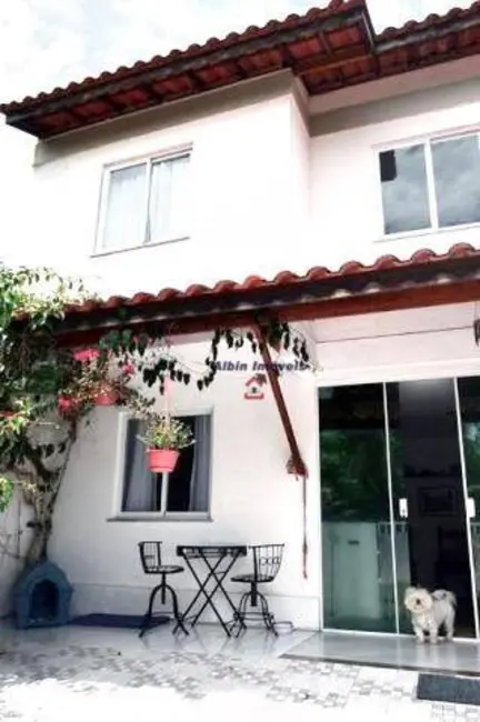 Foto 1 de Casa com 3 quartos à venda, 180m2 em Itaipu, Niteroi - RJ