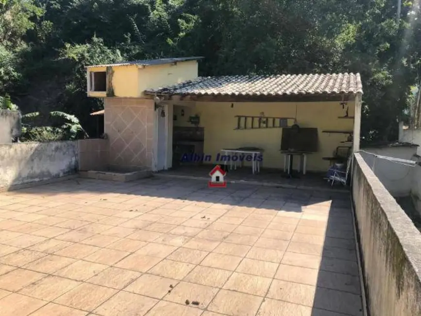 Foto 9 de Casa com 3 quartos à venda, 360m2 em Piratininga, Niteroi - RJ