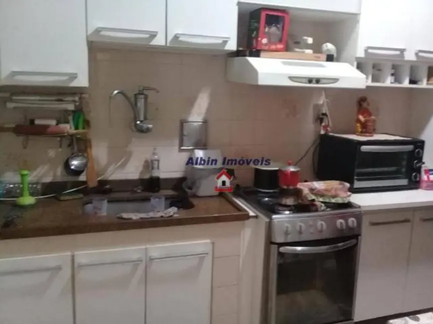 Casa com 2 quartos à venda, 360m2 em Piratininga, Niteroi - RJ - imagem 6 Foto 6 de Casa com 2 quartos à venda, 360m2 em Piratininga, Niteroi - RJ